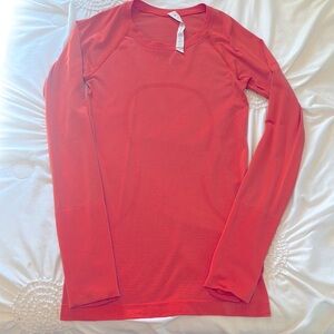 Like new Lululemon long sleeve